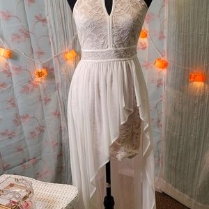 A💛symmetrical Gown sz2💛